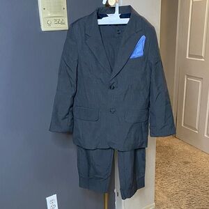 Cat & Jack Charcoal Suit Set with Blue Pocket Square